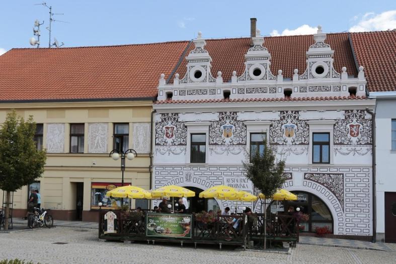 Domecek Ve Dvore Бехине Экстерьер фото